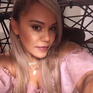 Meet your Posher, Danilda